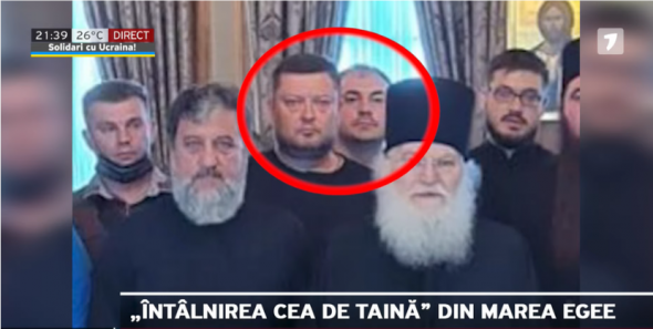 Nichiforciuc și Zara, surprinși într-o fotografie cu mai mulți preoți în Grecia. Ar avea o întâlnire cu Plahotniuc